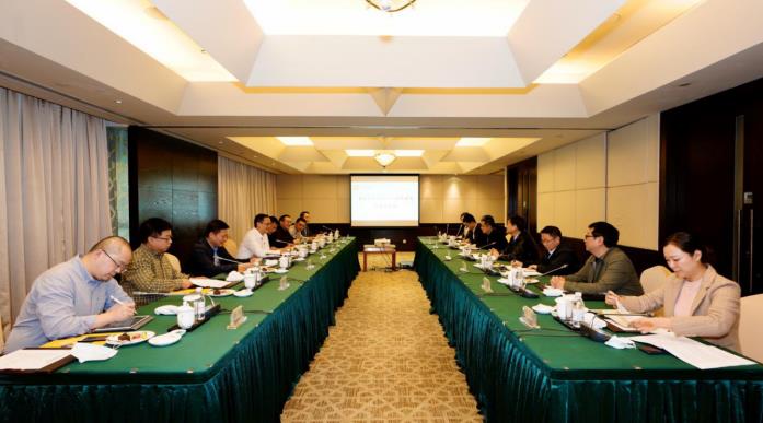 集团党委书记、董事长任丁会见重庆尊龙凯时集团董事长乔昌志一行